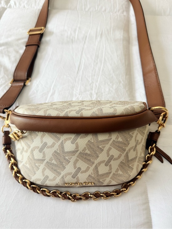 Michael Kors Handbags - Michael Kors Cream and Brown Logo Crossbody with Gold Chain